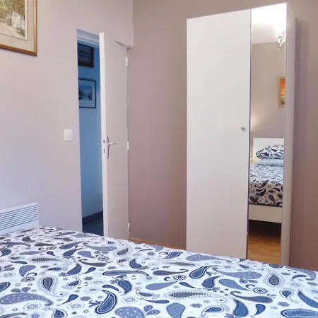 Dom wakacyjny 2 Bedroom Cozy In Bocage