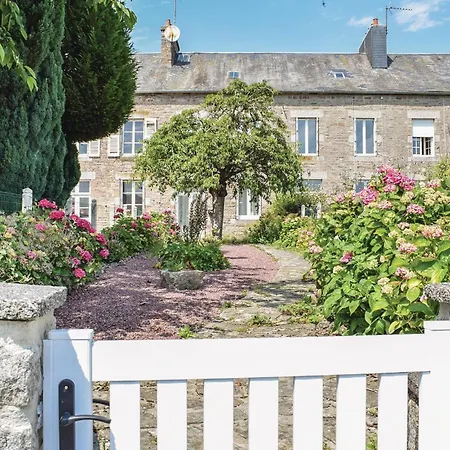 2 Bedroom Cozy Home In Le Beny Bocage